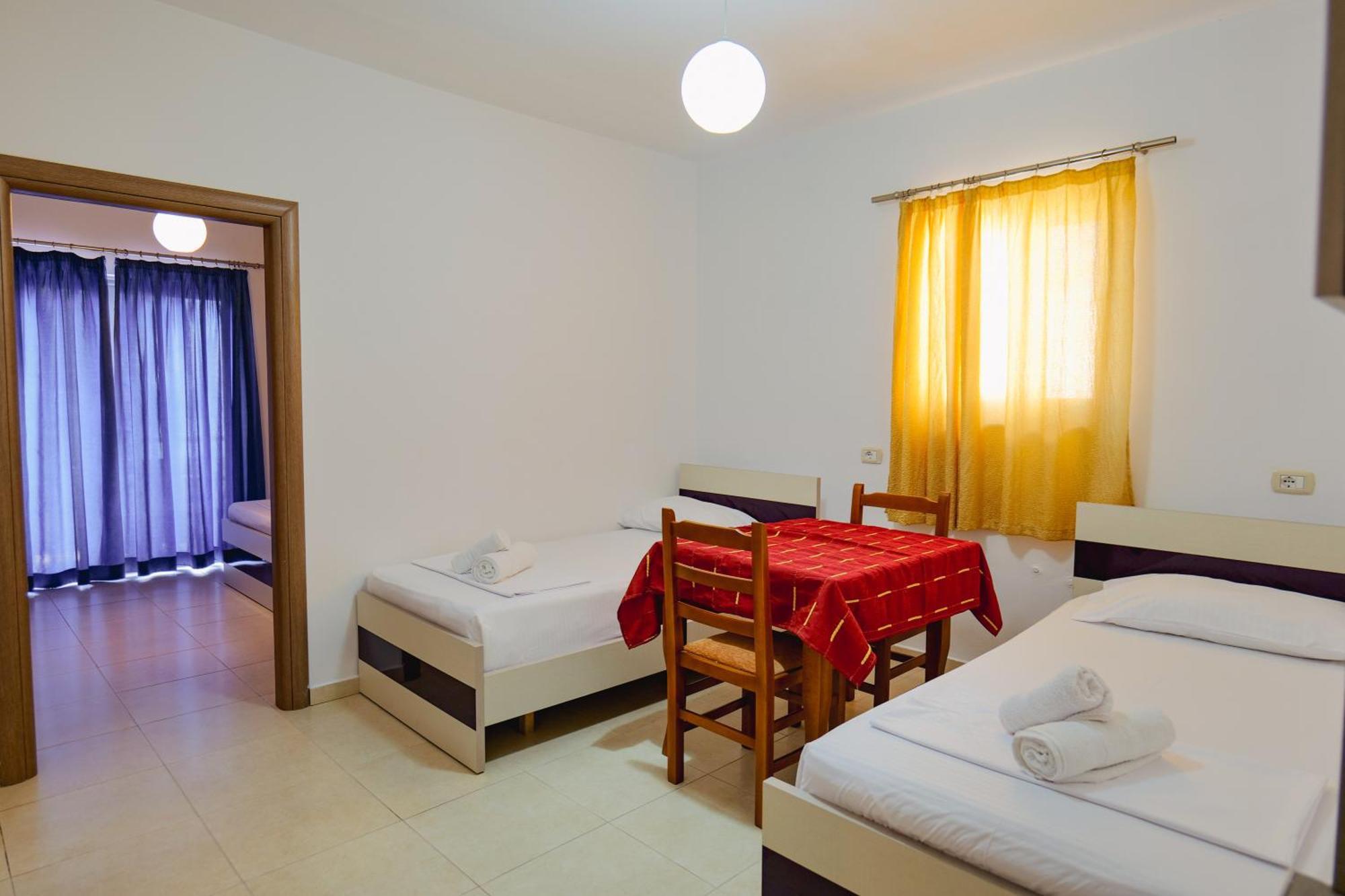 Hotel Argjiro Sarande Exterior photo