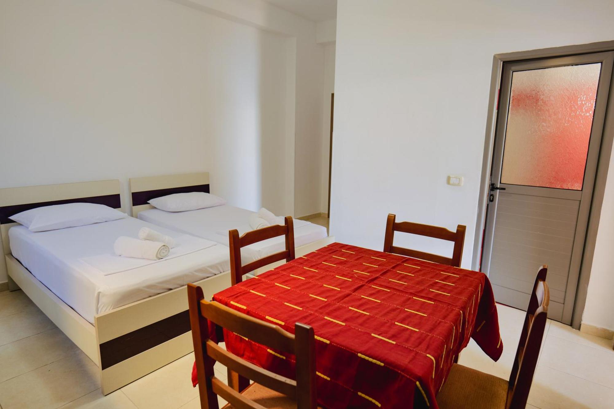 Hotel Argjiro Sarande Exterior photo