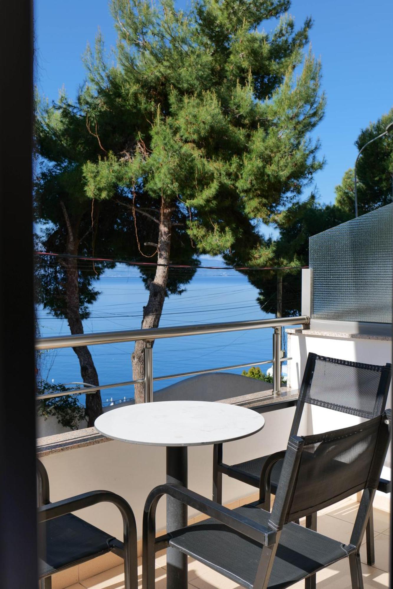 Hotel Argjiro Sarande Exterior photo