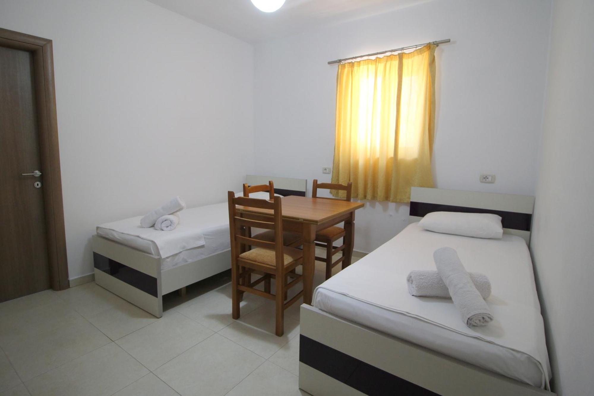 Hotel Argjiro Sarande Exterior photo