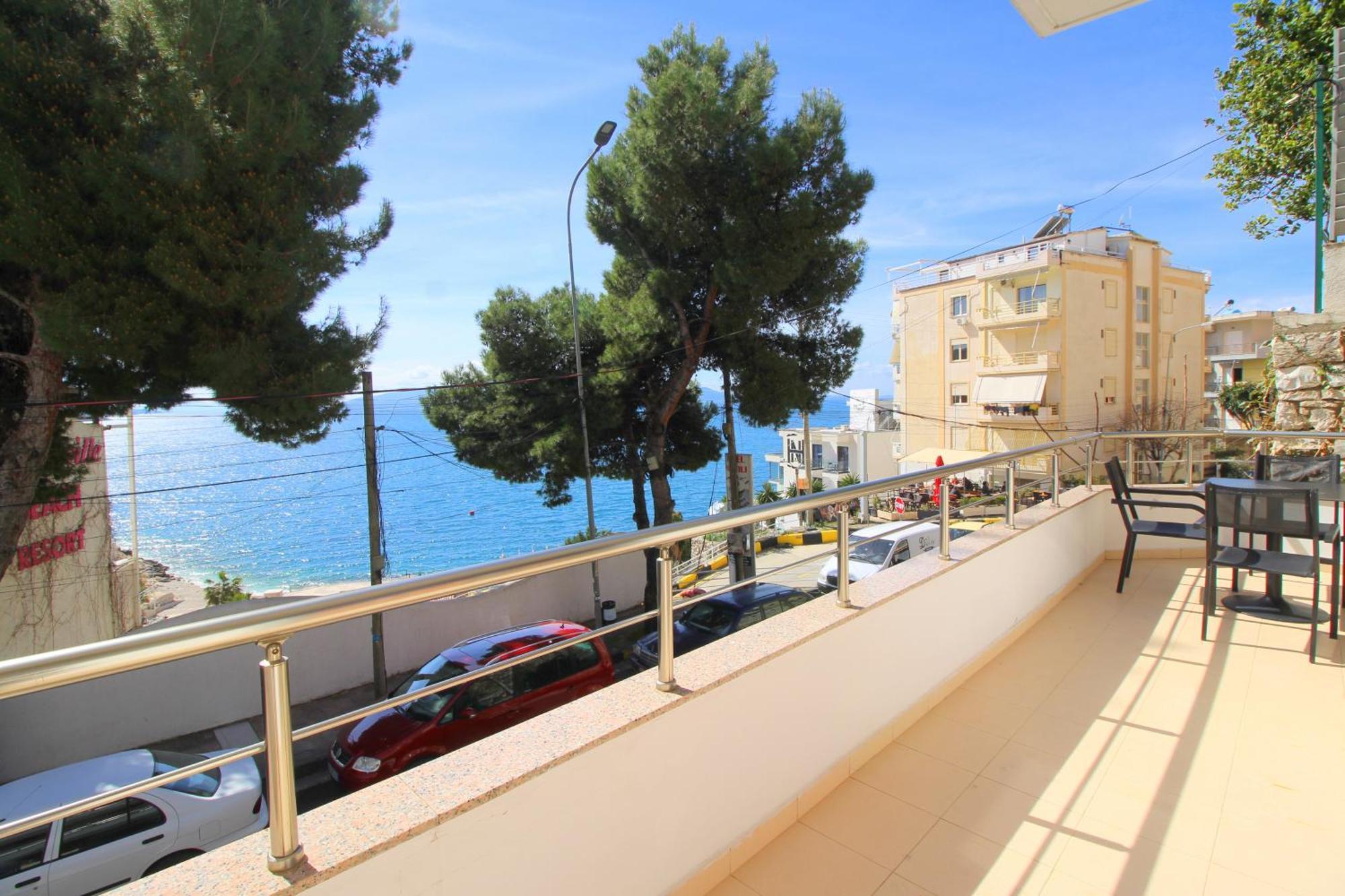 Hotel Argjiro Sarande Exterior photo