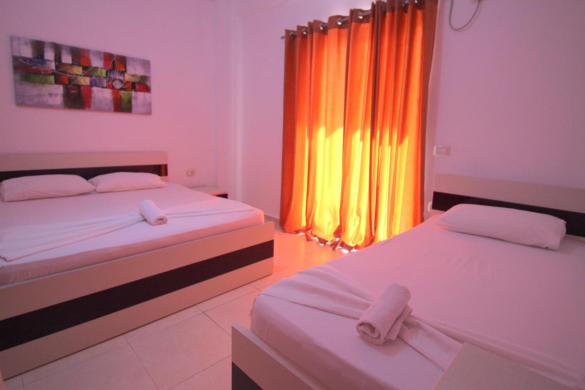 Hotel Argjiro Sarande Exterior photo