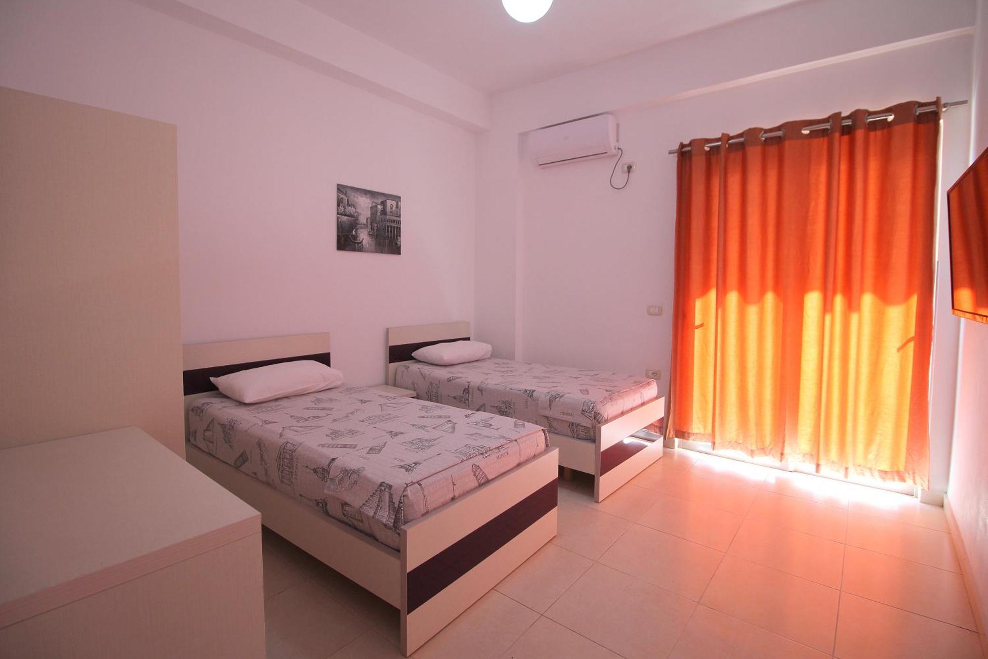 Hotel Argjiro Sarande Exterior photo